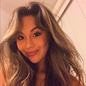 Meet your Posher, Celina